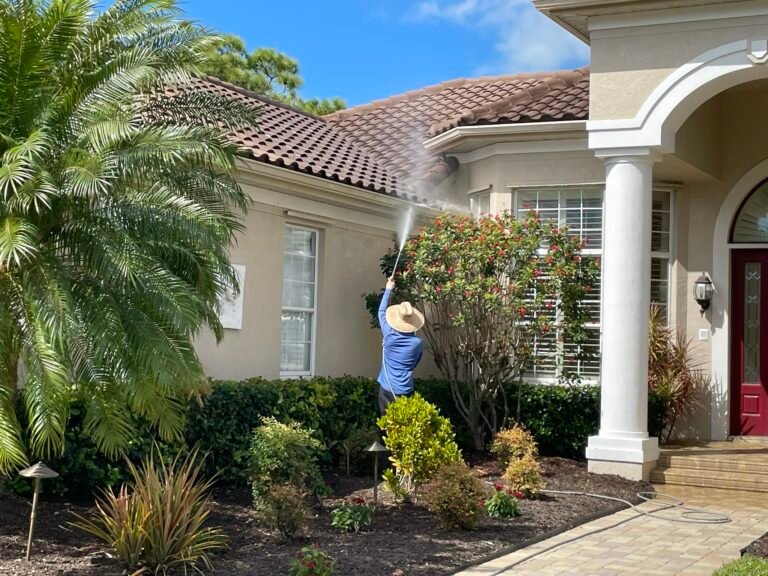 Maintain Your Home’s Shine in Star Farms with Regular House Washing